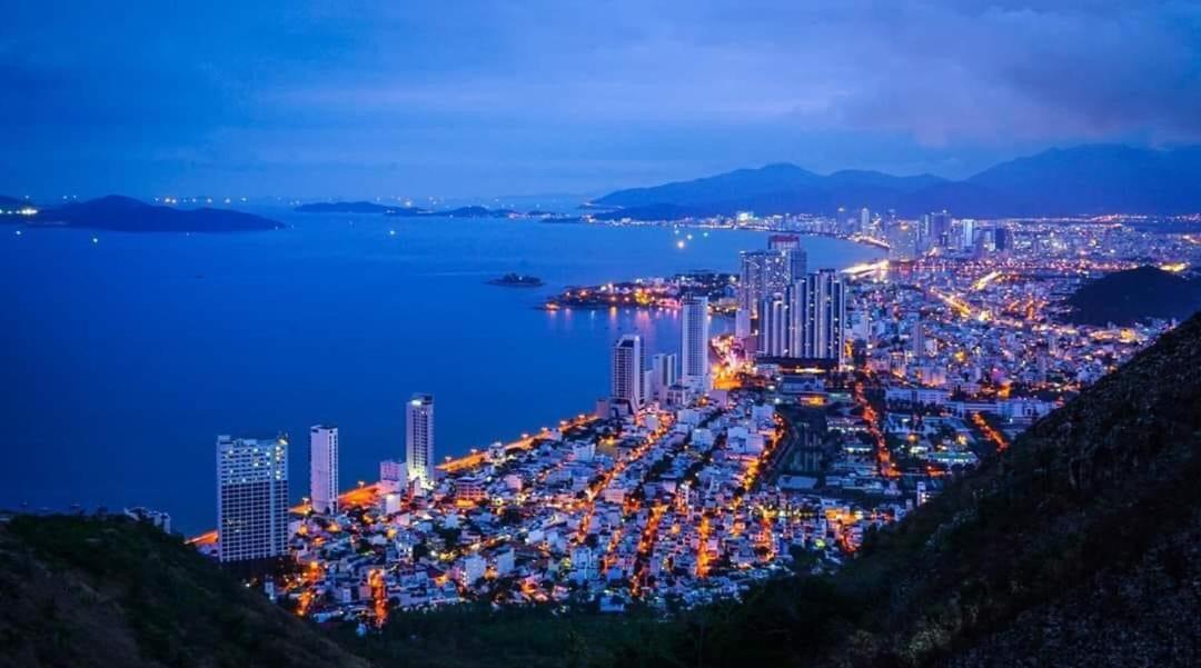 Khach San Flower Sky Nha Trang Exterior foto